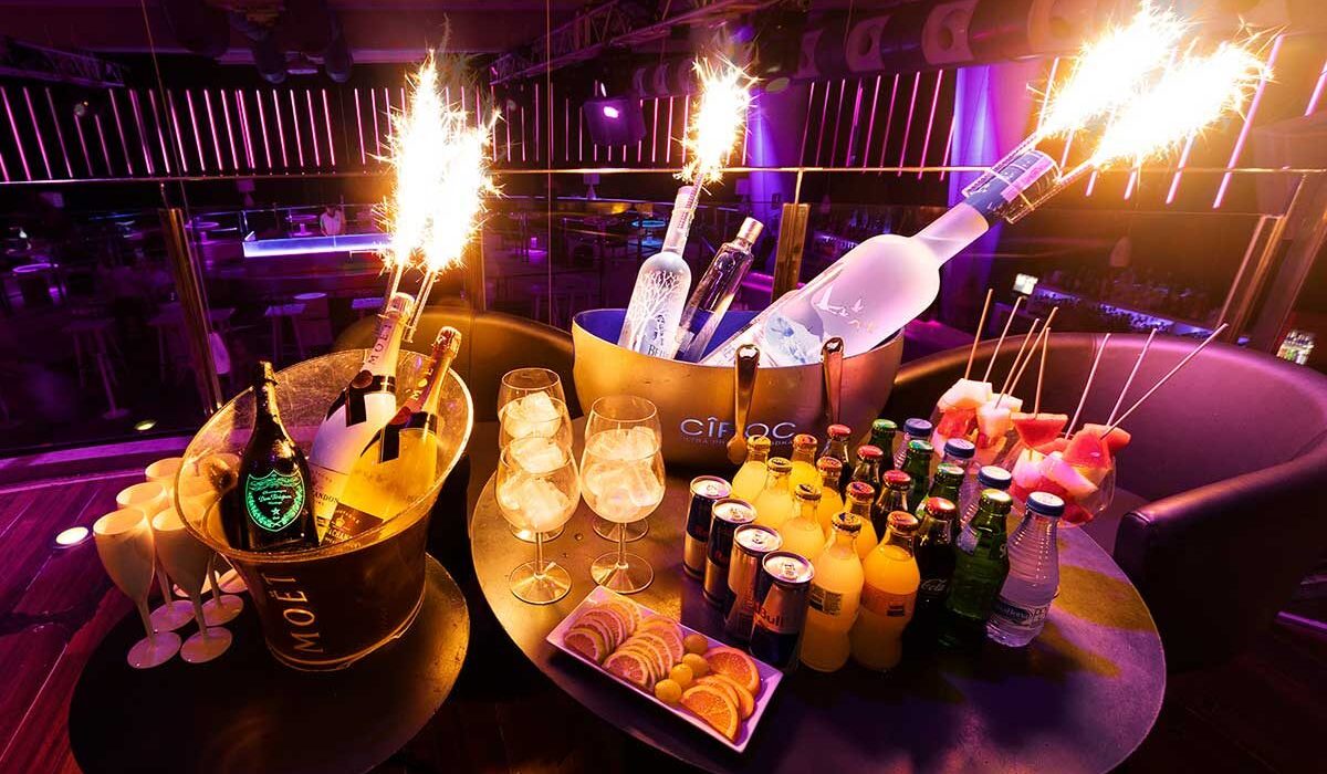 VIP PARTY MYA servicio de botellas